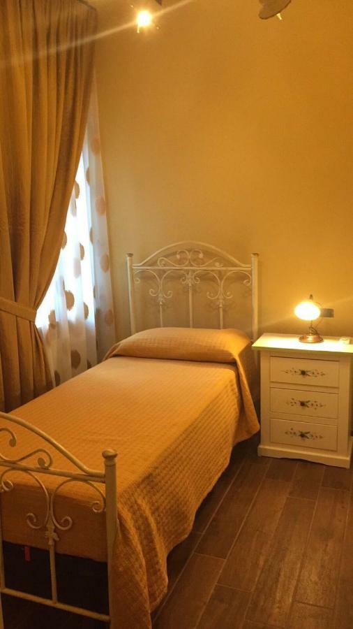 Tenuta Jumara Hotel San Lorenzo Maggiore ภายนอก รูปภาพ